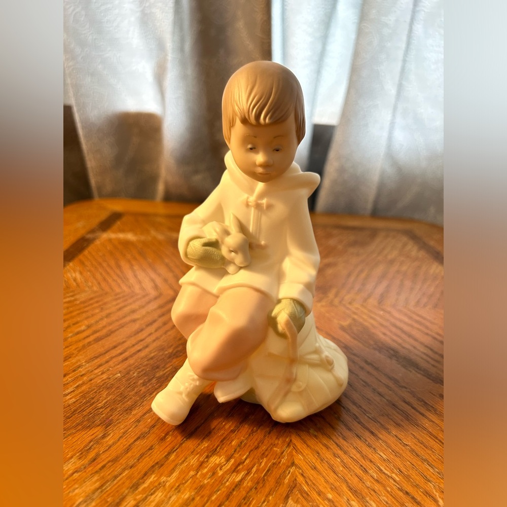 Vintage 1991 Golden Memories Lladro Daisa Handmade in Spain Boy With Bunny
